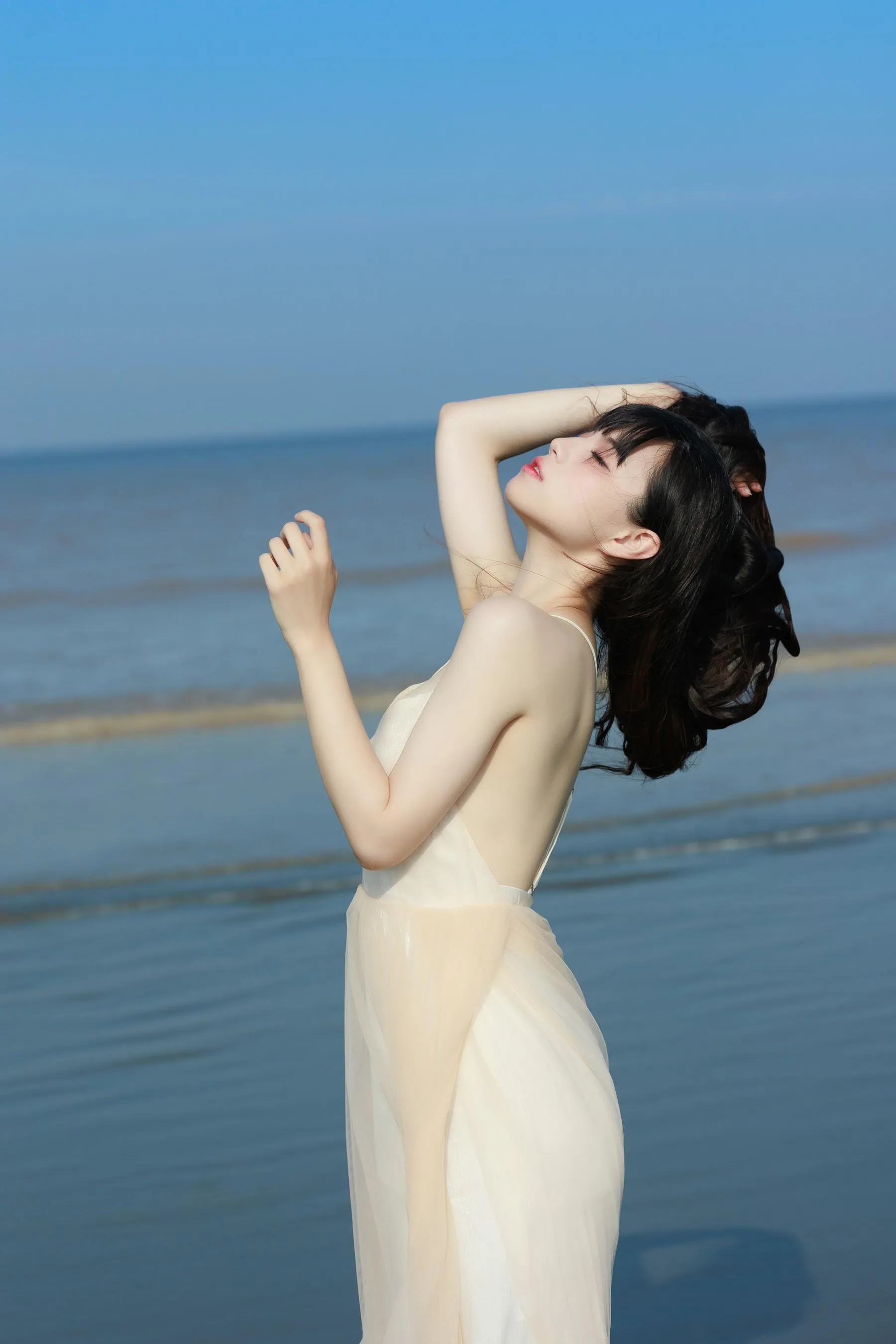 [艺图语] 2022.06.23 听海 贰加六 [36P]插图1